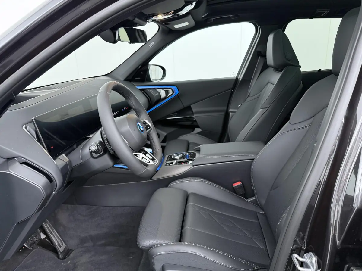 30e xDrive | M Sport Pro | Premium Pack |