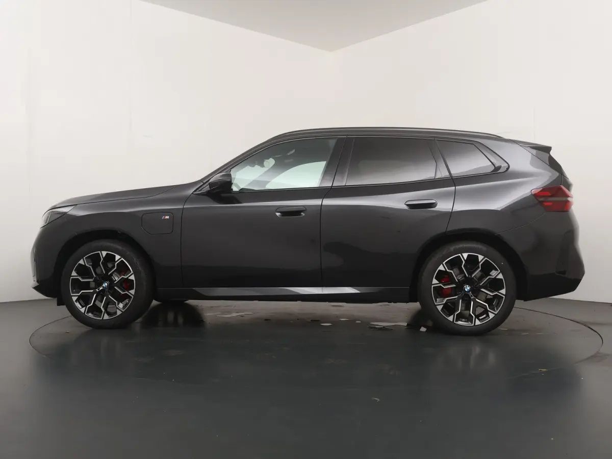 30e xDrive | M Sport Pro | Premium Pack |