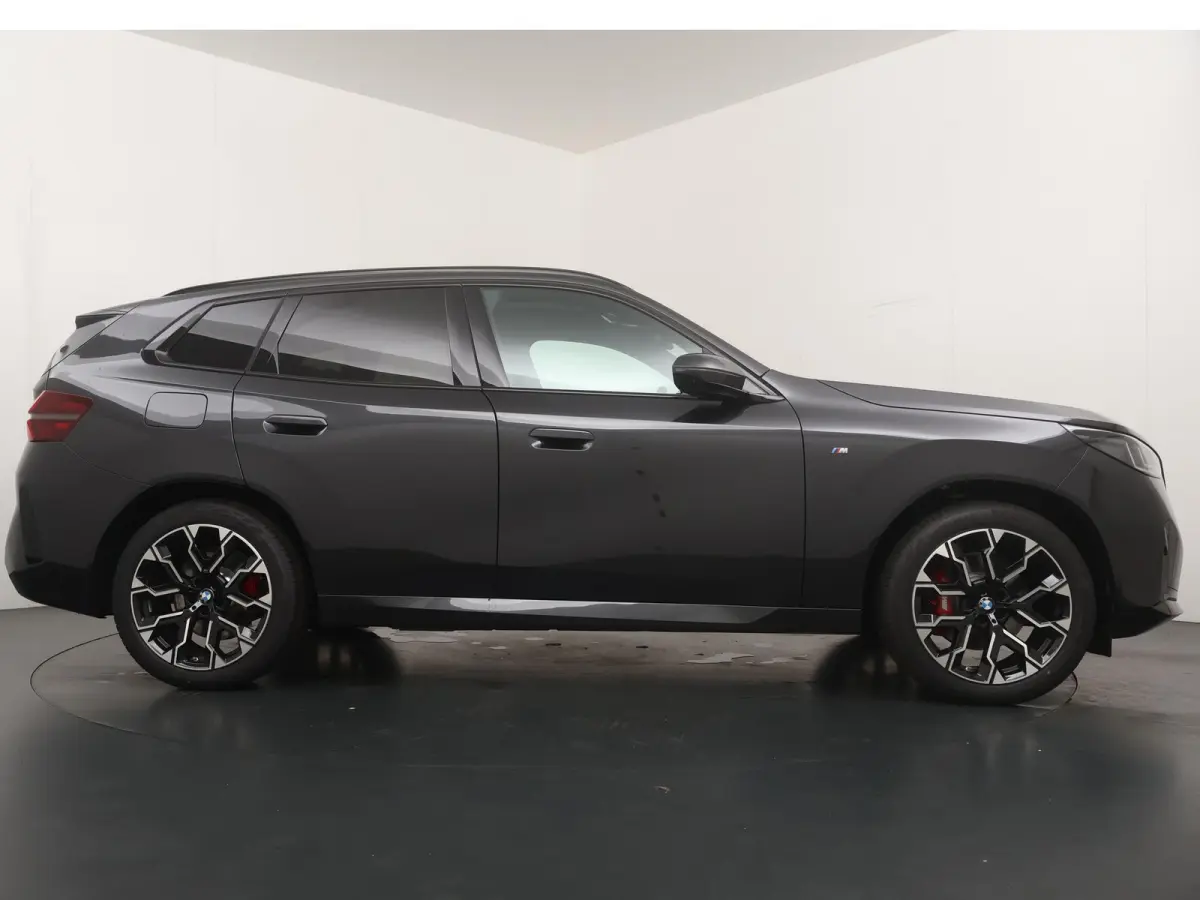 30e xDrive | M Sport Pro | Premium Pack |