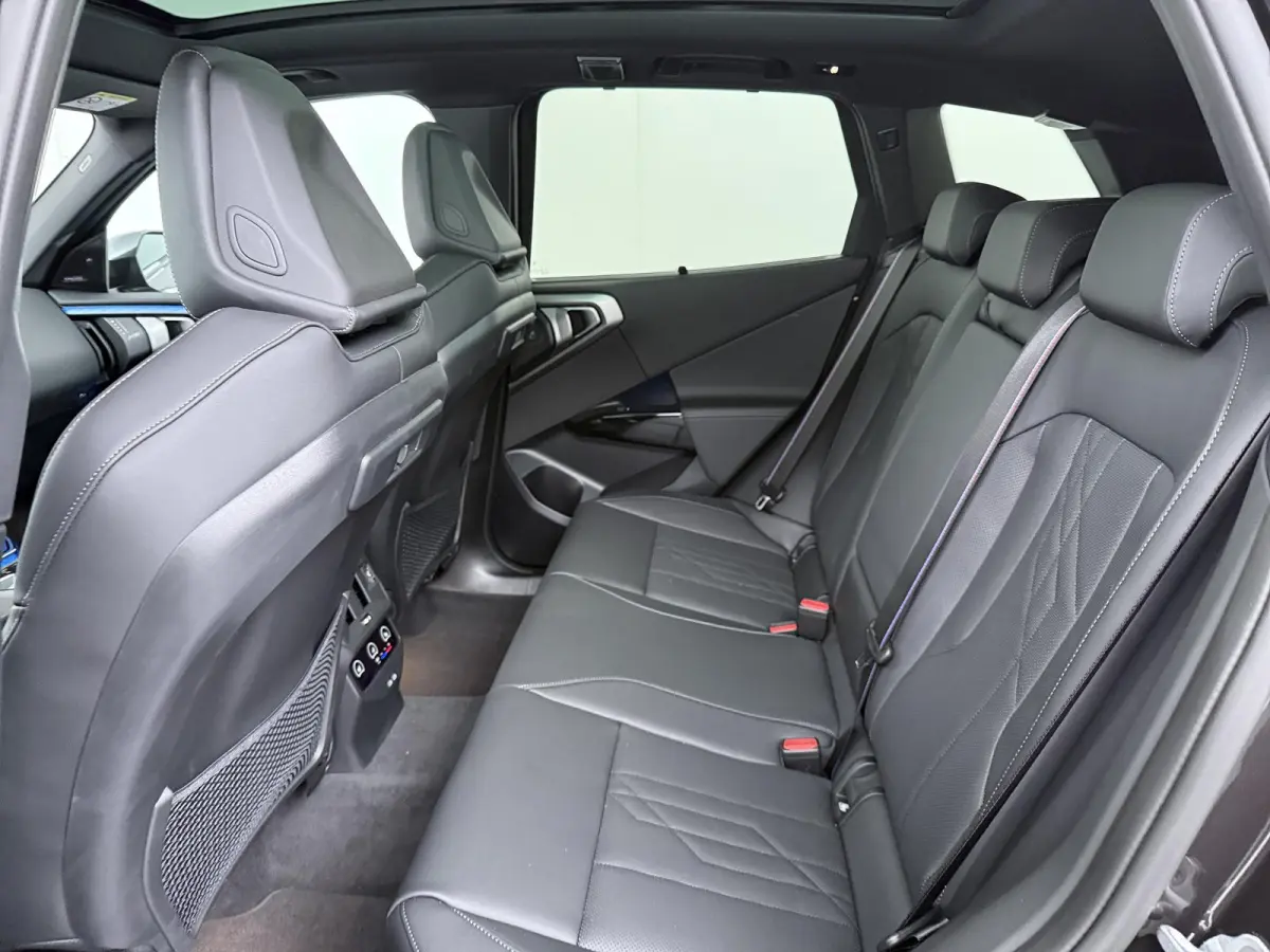 30e xDrive | M Sport Pro | Premium Pack |