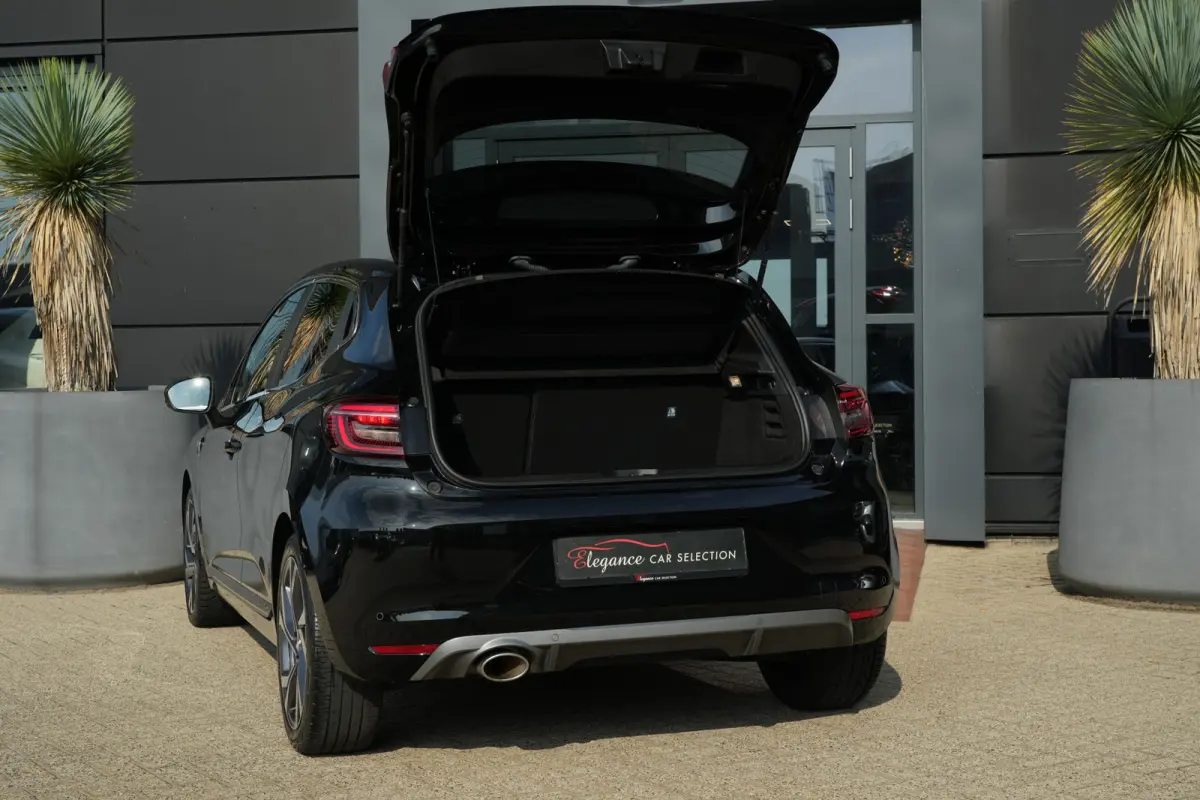 1.3 TCe R.S. Line | 131PK | Navigatie | Keyless entry/start | LED koplampen | Renault Clio 1.3 TCe R.S. Line 131 PK met 1.3-liter viercilinder benzinemotor, automatische 7-versnellingsbak, n