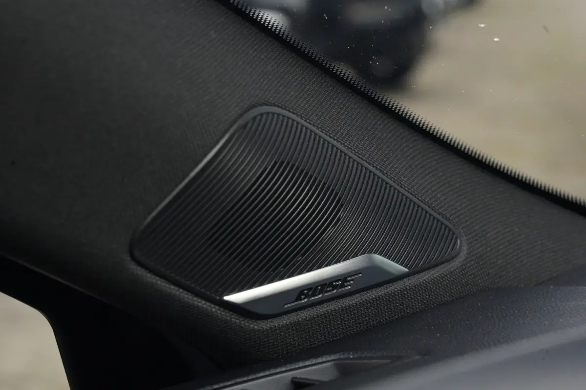 1.3 TCe R.S. Line | 131PK | Navigatie | Keyless entry/start | LED koplampen | Renault Clio 1.3 TCe R.S. Line 131 PK met 1.3-liter viercilinder benzinemotor, automatische 7-versnellingsbak, n