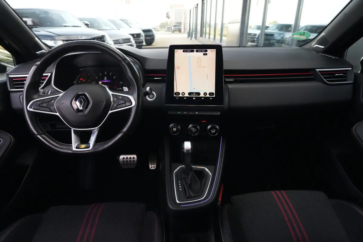 1.3 TCe R.S. Line | 131PK | Navigatie | Keyless entry/start | LED koplampen | Renault Clio 1.3 TCe R.S. Line 131 PK met 1.3-liter viercilinder benzinemotor, automatische 7-versnellingsbak, n
