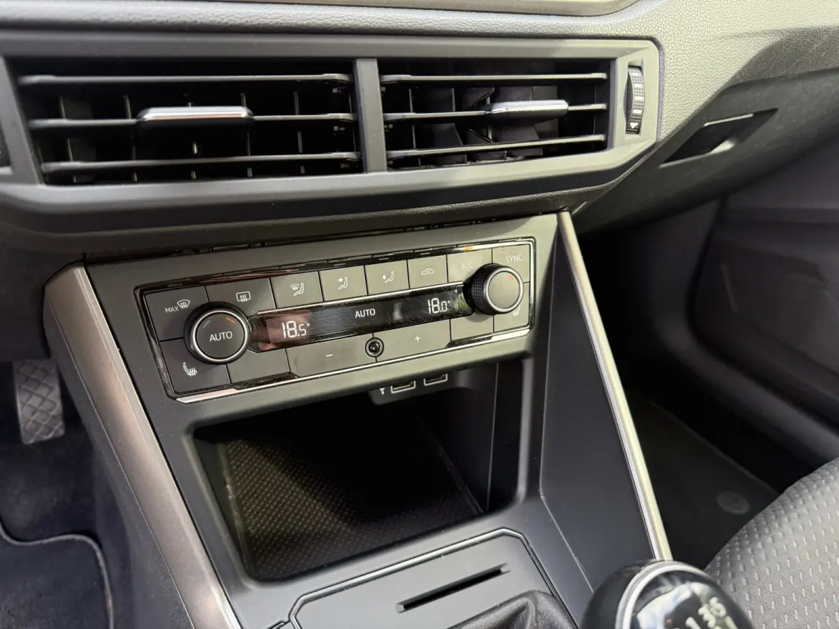 1.0 TSI Highline CARPLAY I CRUISE I NAVI I PDC I CLIMA I STOELVERW