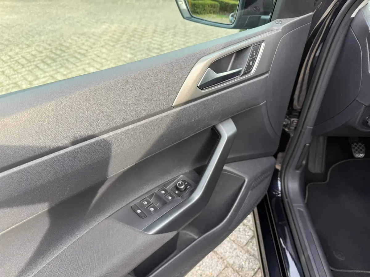 1.0 TSI Highline CARPLAY I CRUISE I NAVI I PDC I CLIMA I STOELVERW
