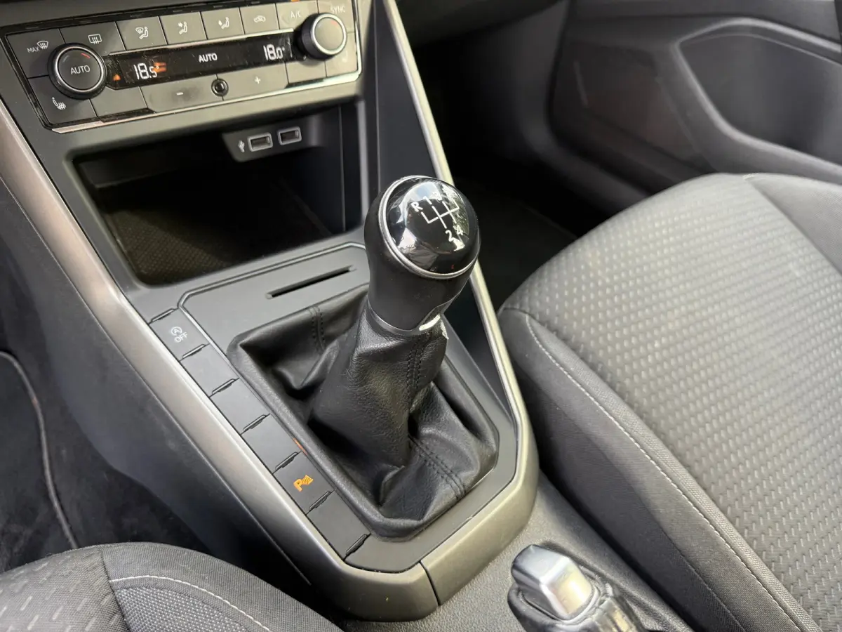 1.0 TSI Highline CARPLAY I CRUISE I NAVI I PDC I CLIMA I STOELVERW