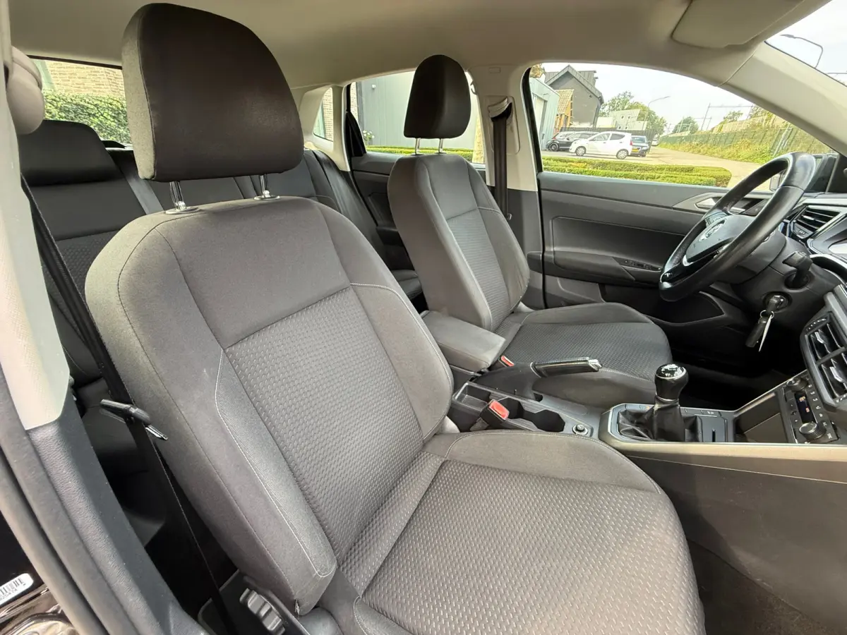 1.0 TSI Highline CARPLAY I CRUISE I NAVI I PDC I CLIMA I STOELVERW