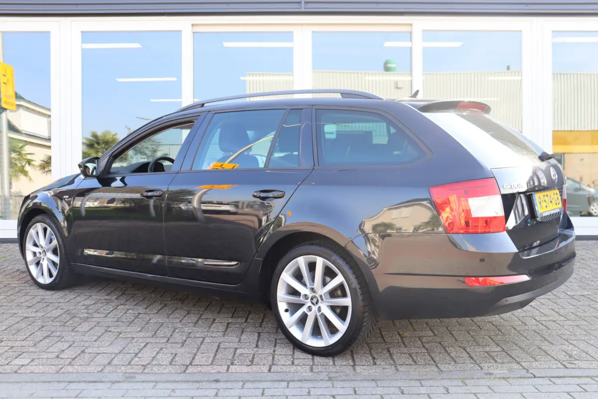 1.4 TSI Greentech Edition Businessline, Climate, Cruise, PDC A, Stoelverwarming, Prijs Is Rijklaar Inclusief 6 Maanden Garantie