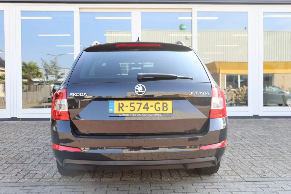 1.4 TSI Greentech Edition Businessline, Climate, Cruise, PDC A, Stoelverwarming, Prijs Is Rijklaar Inclusief 6 Maanden Garantie