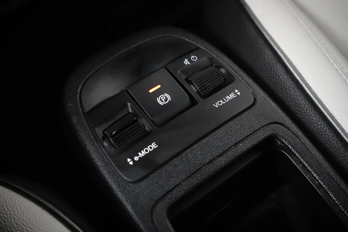 La Prima By Bocceli 42 kWh Navigatie | Parkeersensoren Achter | Lederen Bekleding | Climate | Cruise | LED | 17" Lichtmetaal | Airco (automatisch) | Apple Carplay/Android Auto|telefoonintegr