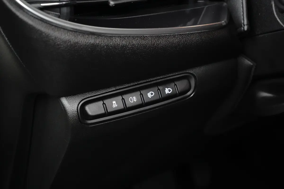 La Prima By Bocceli 42 kWh Navigatie | Parkeersensoren Achter | Lederen Bekleding | Climate | Cruise | LED | 17" Lichtmetaal | Airco (automatisch) | Apple Carplay/Android Auto|telefoonintegr