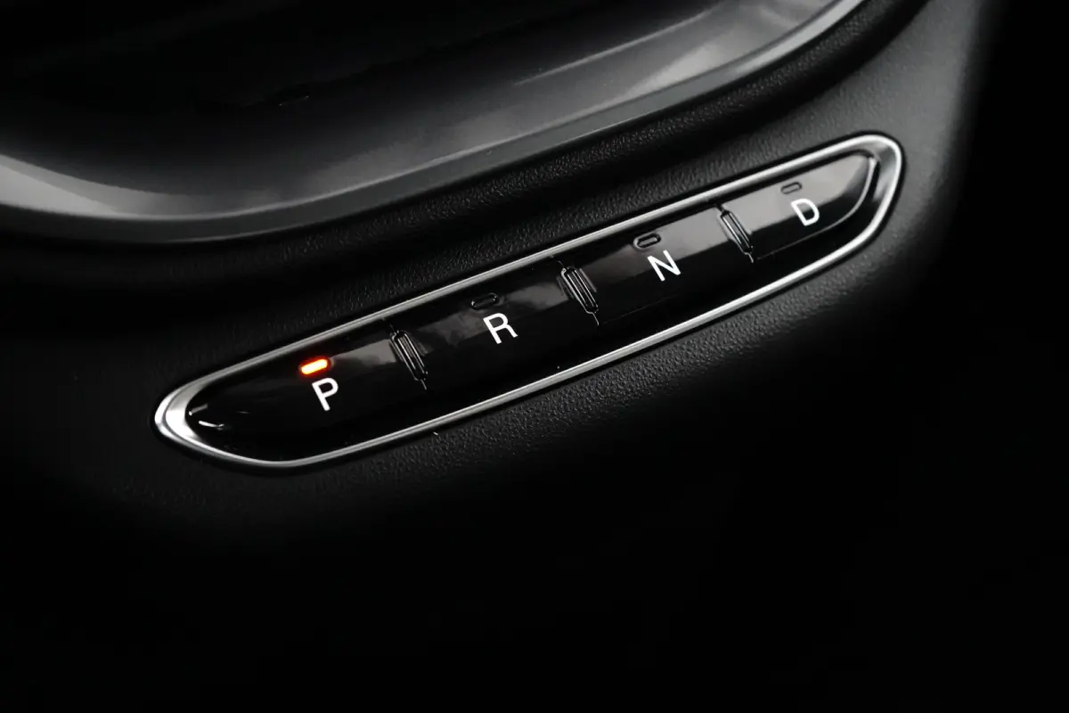 La Prima By Bocceli 42 kWh Navigatie | Parkeersensoren Achter | Lederen Bekleding | Climate | Cruise | LED | 17" Lichtmetaal | Airco (automatisch) | Apple Carplay/Android Auto|telefoonintegr