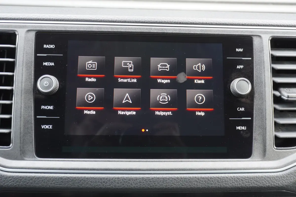 180pk L3H2/L2H2 Automaat LED ACC Apple Carplay Camera Parkeersensoren Cruise control Stoelverwarming