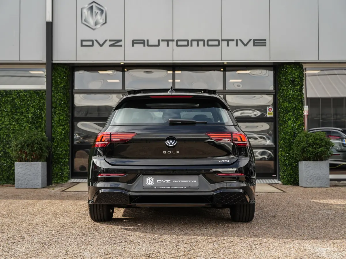 1.5 TSI R-Line Edition | Pano | Camera | Drive Assist | BTW