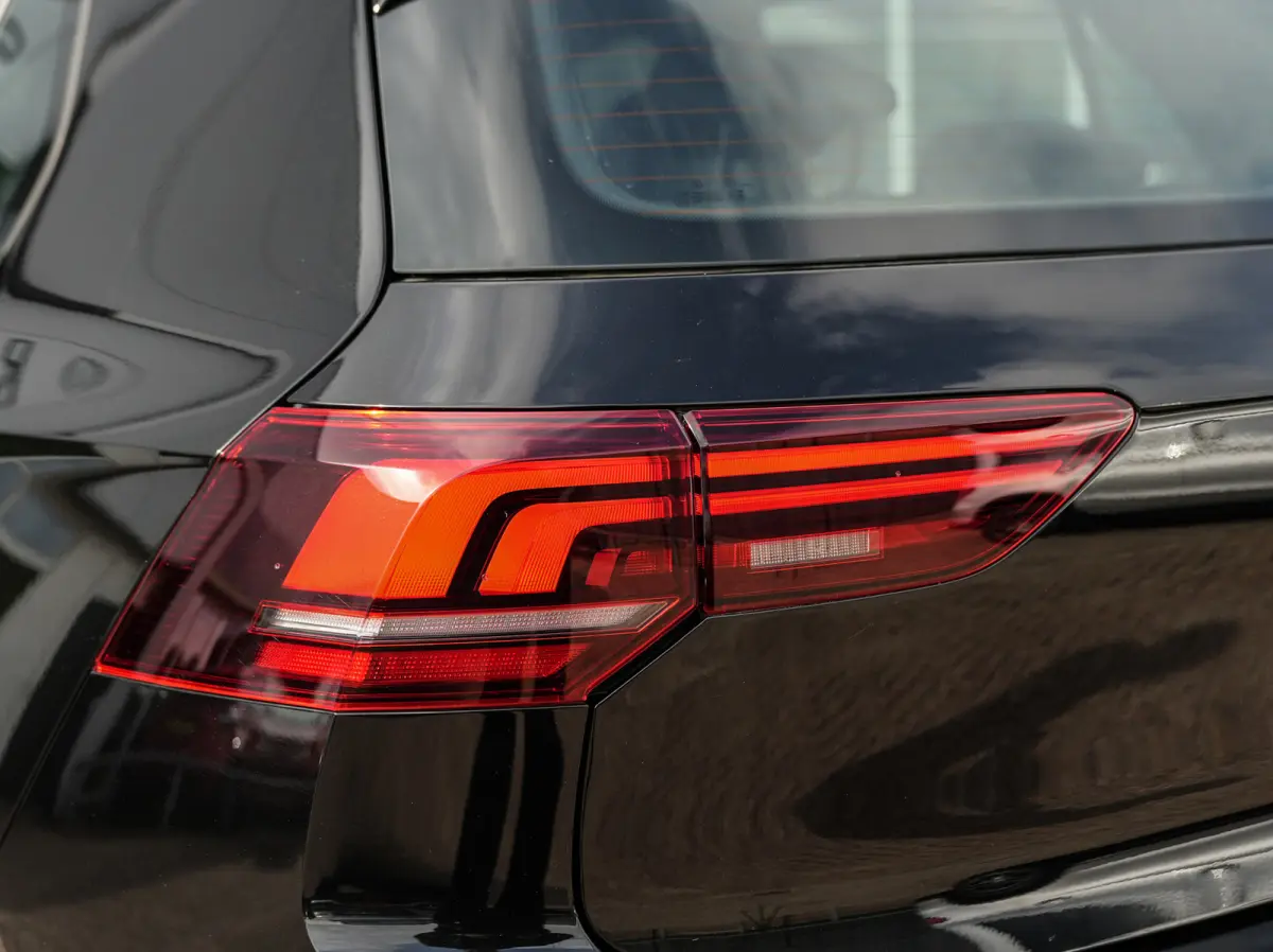 1.5 TSI R-Line Edition | Pano | Camera | Drive Assist | BTW