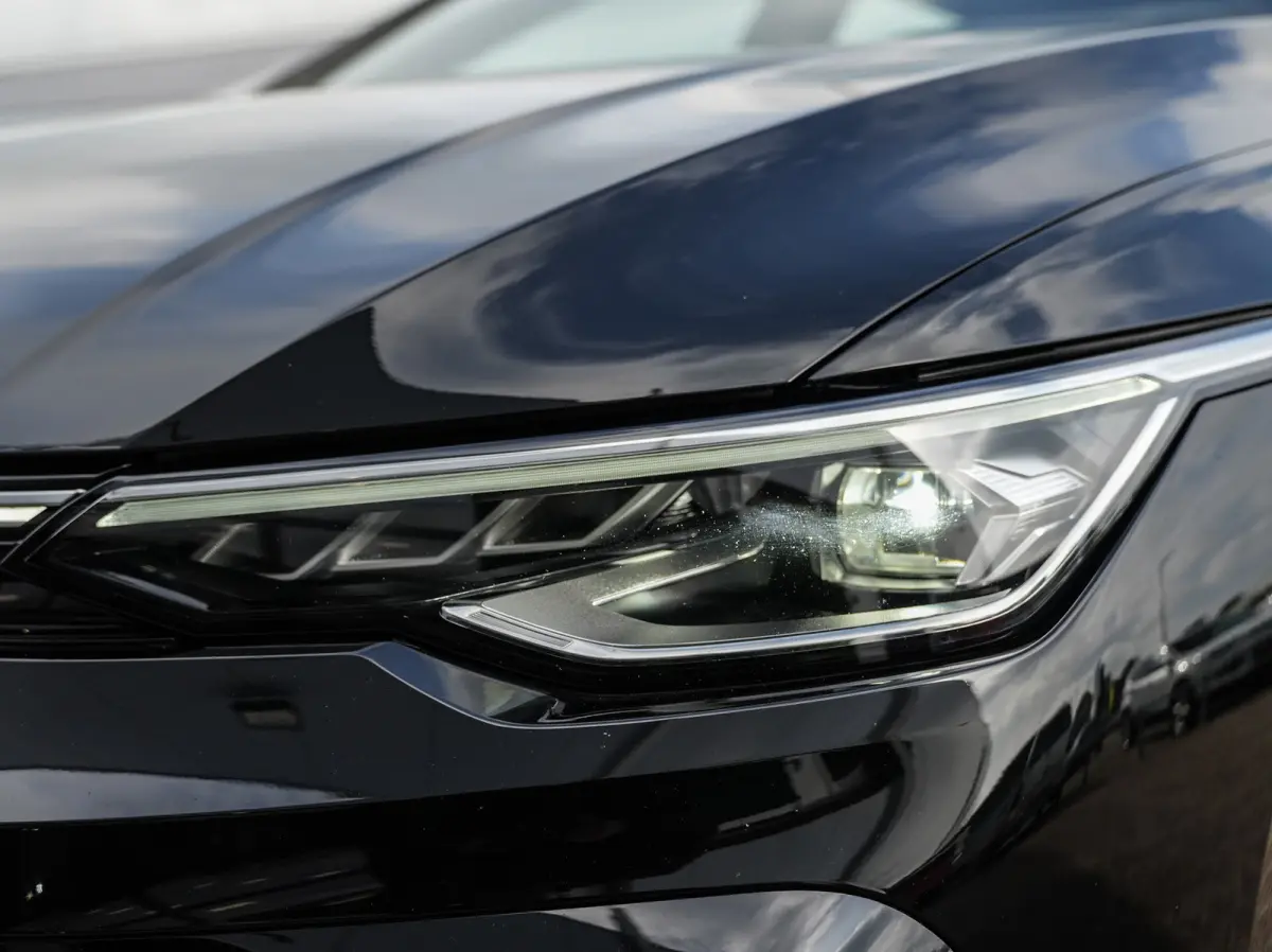1.5 TSI R-Line Edition | Pano | Camera | Drive Assist | BTW