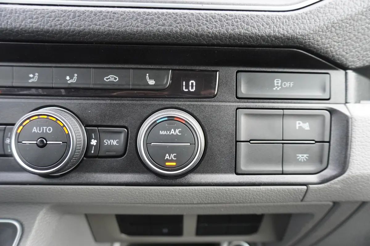 180pk L3H2/L2H2 Automaat LED ACC Apple Carplay Camera Parkeersensoren Cruise control Stoelverwarming