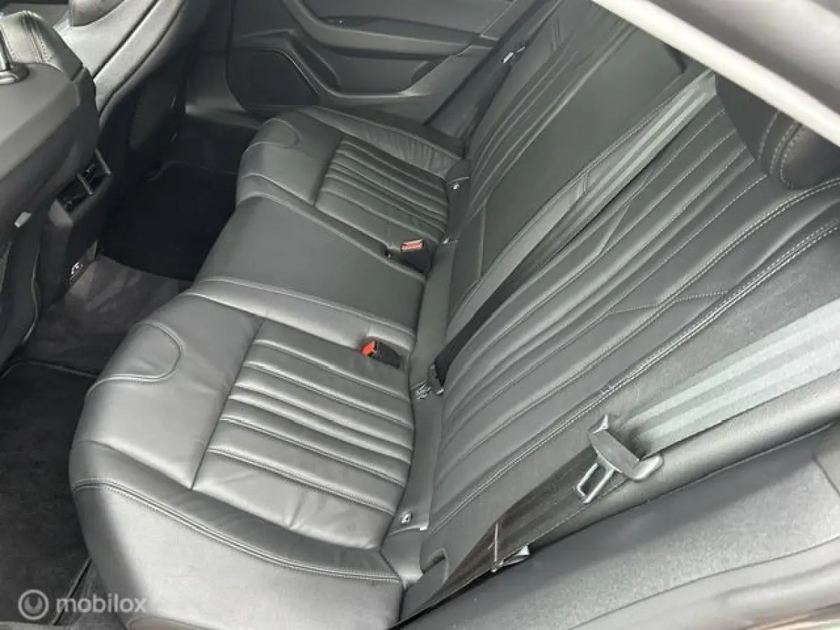 1.2 Allure Pack Busin * AUTOMAAT * NAVI * LEDER