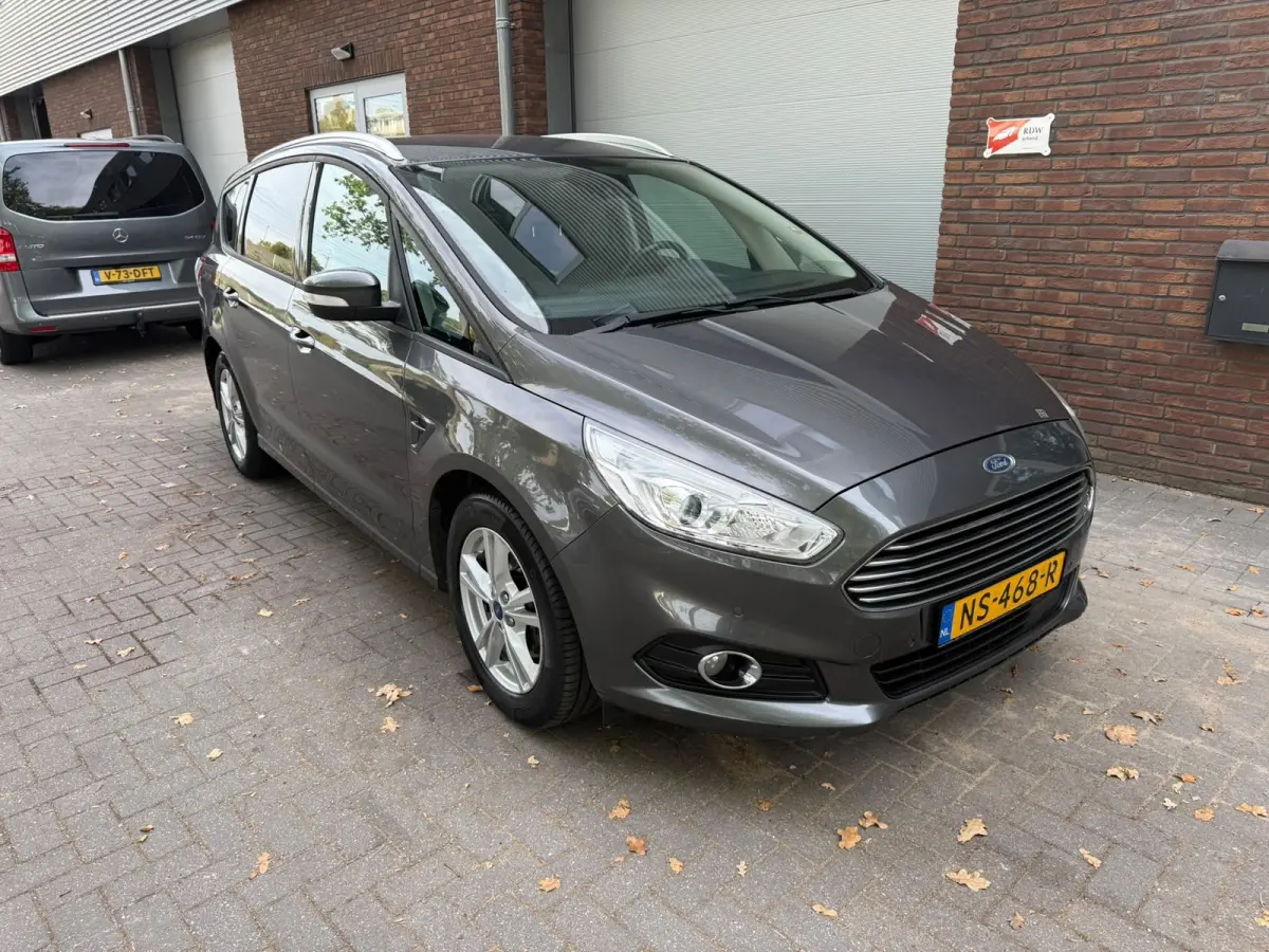 1.5 Titanium 7p.|AIRCO|NIEUWE APK|NAVI|NETTE AUTO