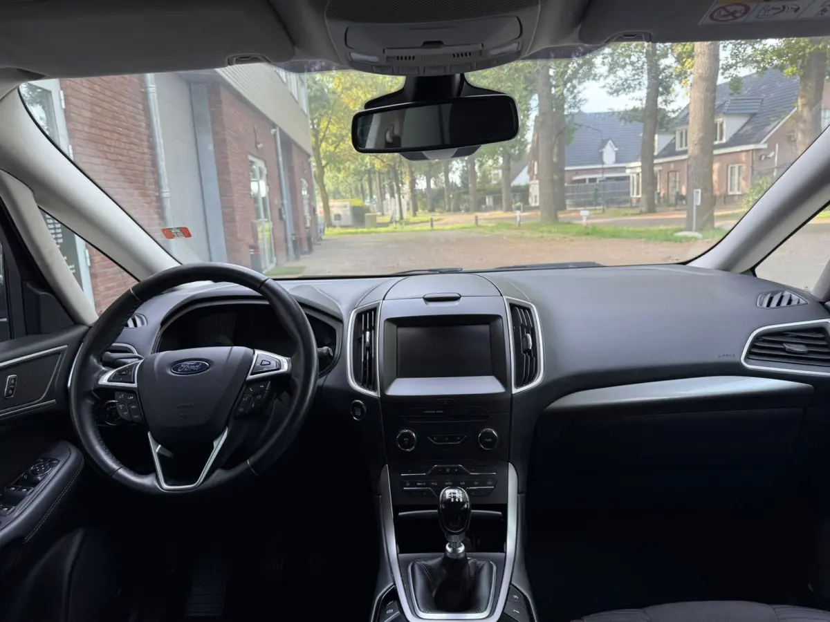 1.5 Titanium 7p.|AIRCO|NIEUWE APK|NAVI|NETTE AUTO
