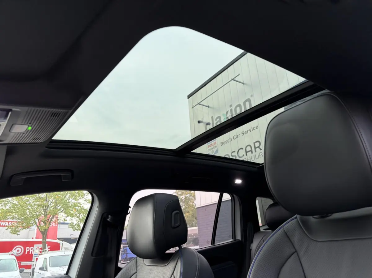 1.5 eHybrid R-Line Ed. / Trekhaak / Pano
