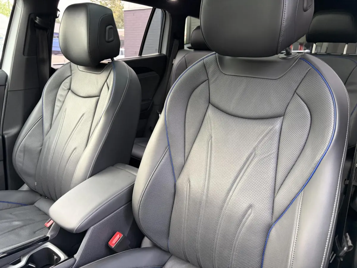1.5 eHybrid R-Line Ed. / Trekhaak / Pano