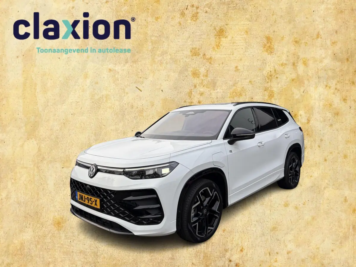 1.5 eHybrid R-Line Ed. / Trekhaak / Pano
