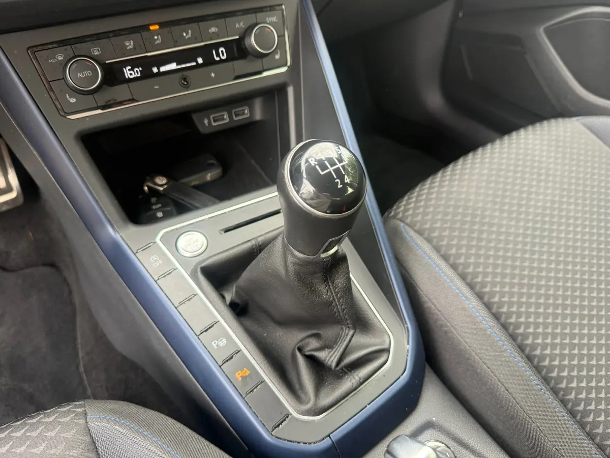 1.0 TSI Highline VIRTUAL I CAMERA I CARPLAY I CRUISE I KEYLESS I PDC