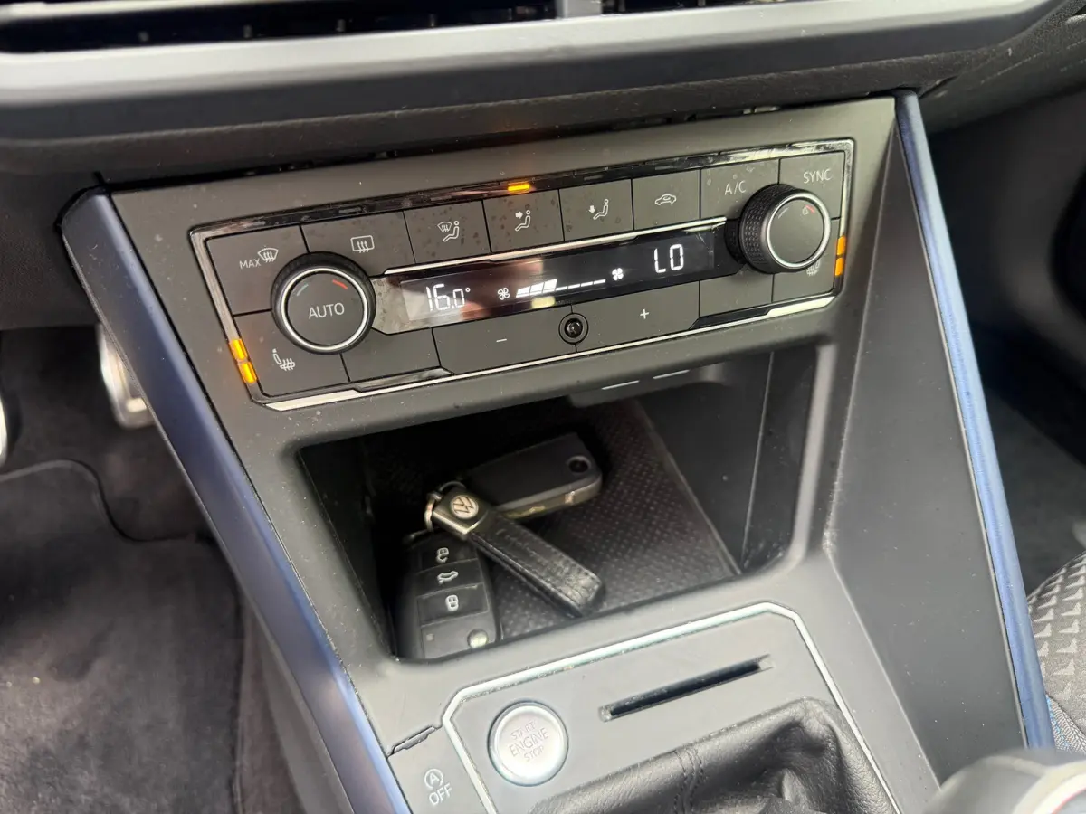 1.0 TSI Highline VIRTUAL I CAMERA I CARPLAY I CRUISE I KEYLESS I PDC