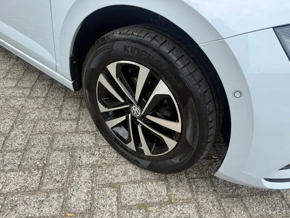 1.0 TSI Highline VIRTUAL I CAMERA I CARPLAY I CRUISE I KEYLESS I PDC