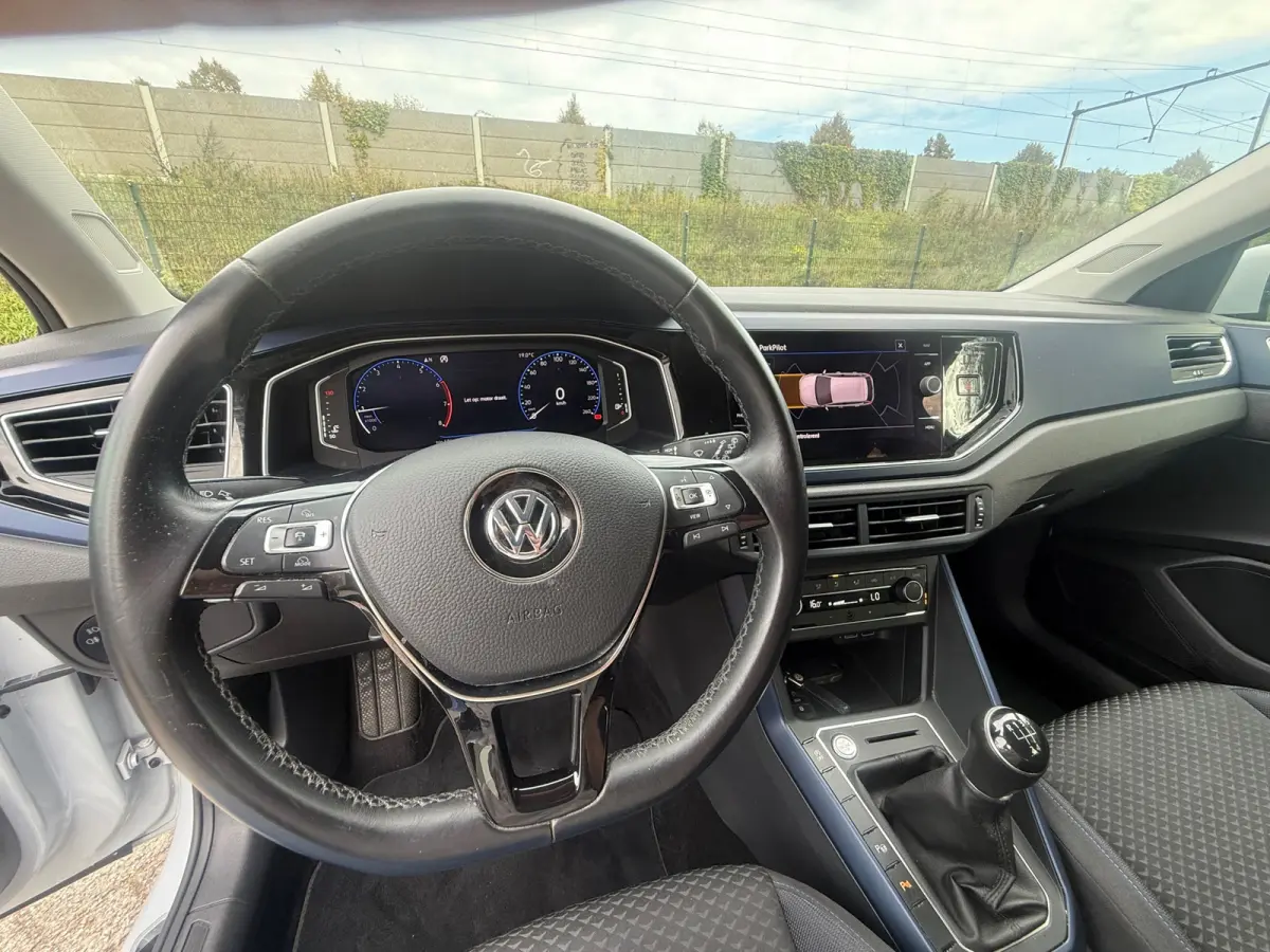 1.0 TSI Highline VIRTUAL I CAMERA I CARPLAY I CRUISE I KEYLESS I PDC