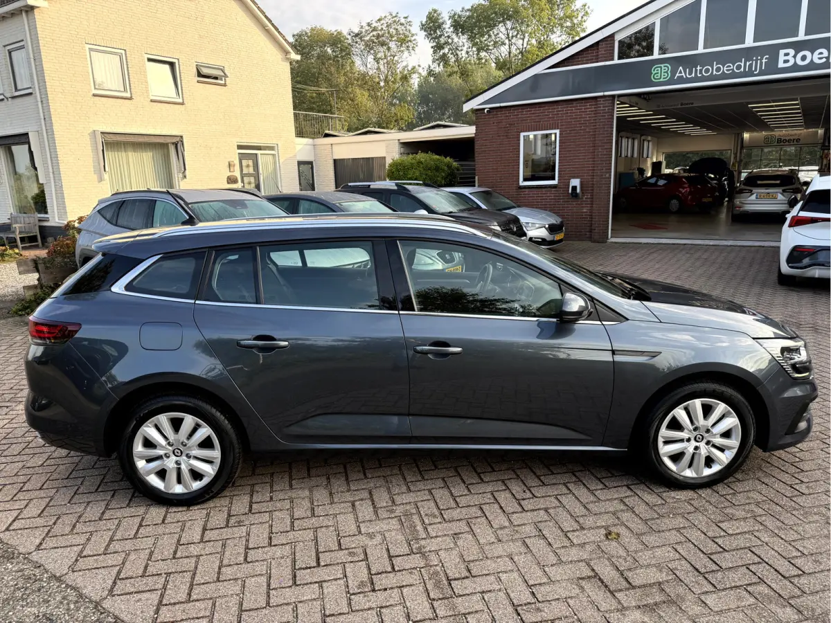 1.3 TCe 140pk Business NL. Auto, Camera, App Connect,