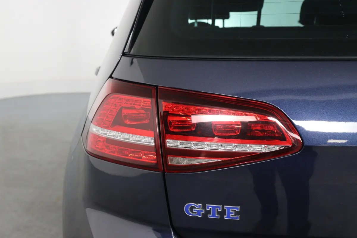 1.4 TSI GTE | Goed Onderhouden! | LED | Camera | Clima | Navi | Sfeerverlichting | Cruise Adaptive | 18'' Lichtmetalen Velgen | Parkeersensoren V+A