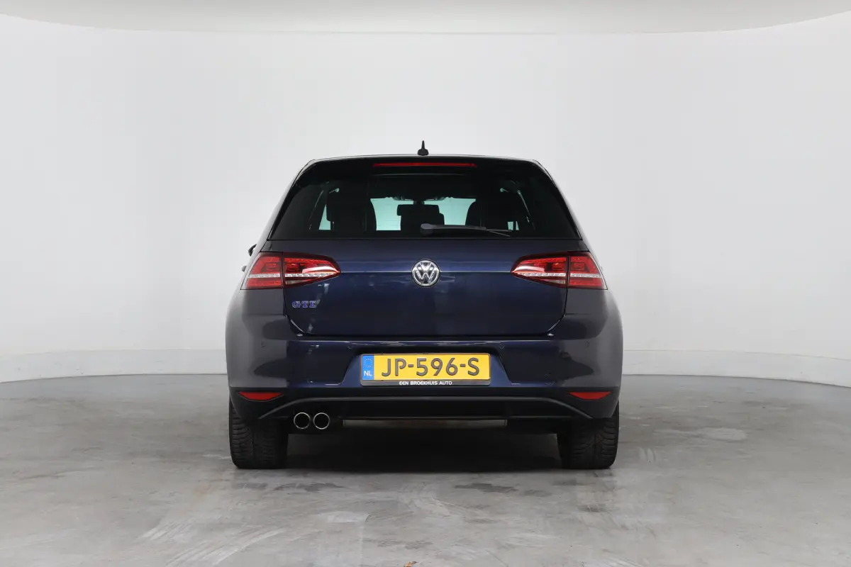1.4 TSI GTE | Goed Onderhouden! | LED | Camera | Clima | Navi | Sfeerverlichting | Cruise Adaptive | 18'' Lichtmetalen Velgen | Parkeersensoren V+A