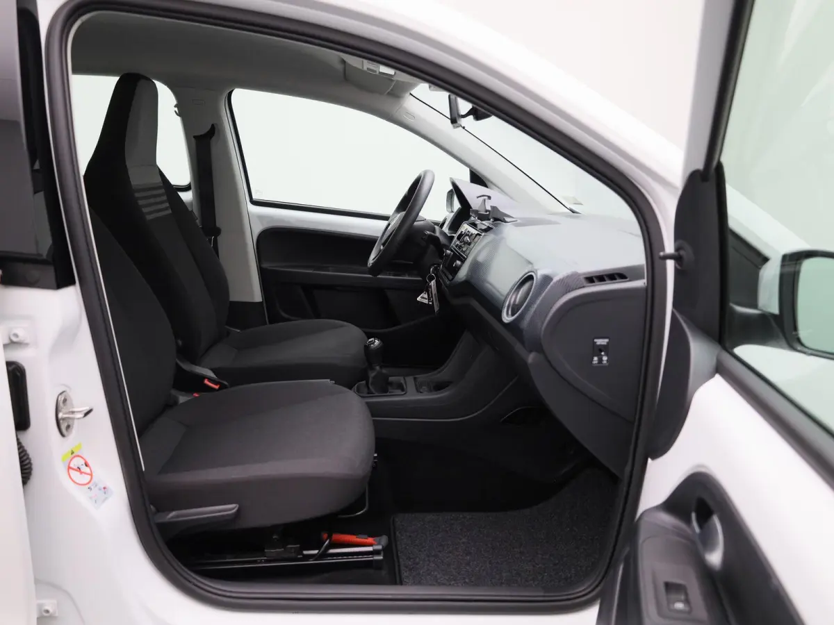 Up! 1.0 65 PK| Origineel Nederlands | 1e Eigenaar | Airco | Bluetooth | Radio DAB+ | 5 Deurs