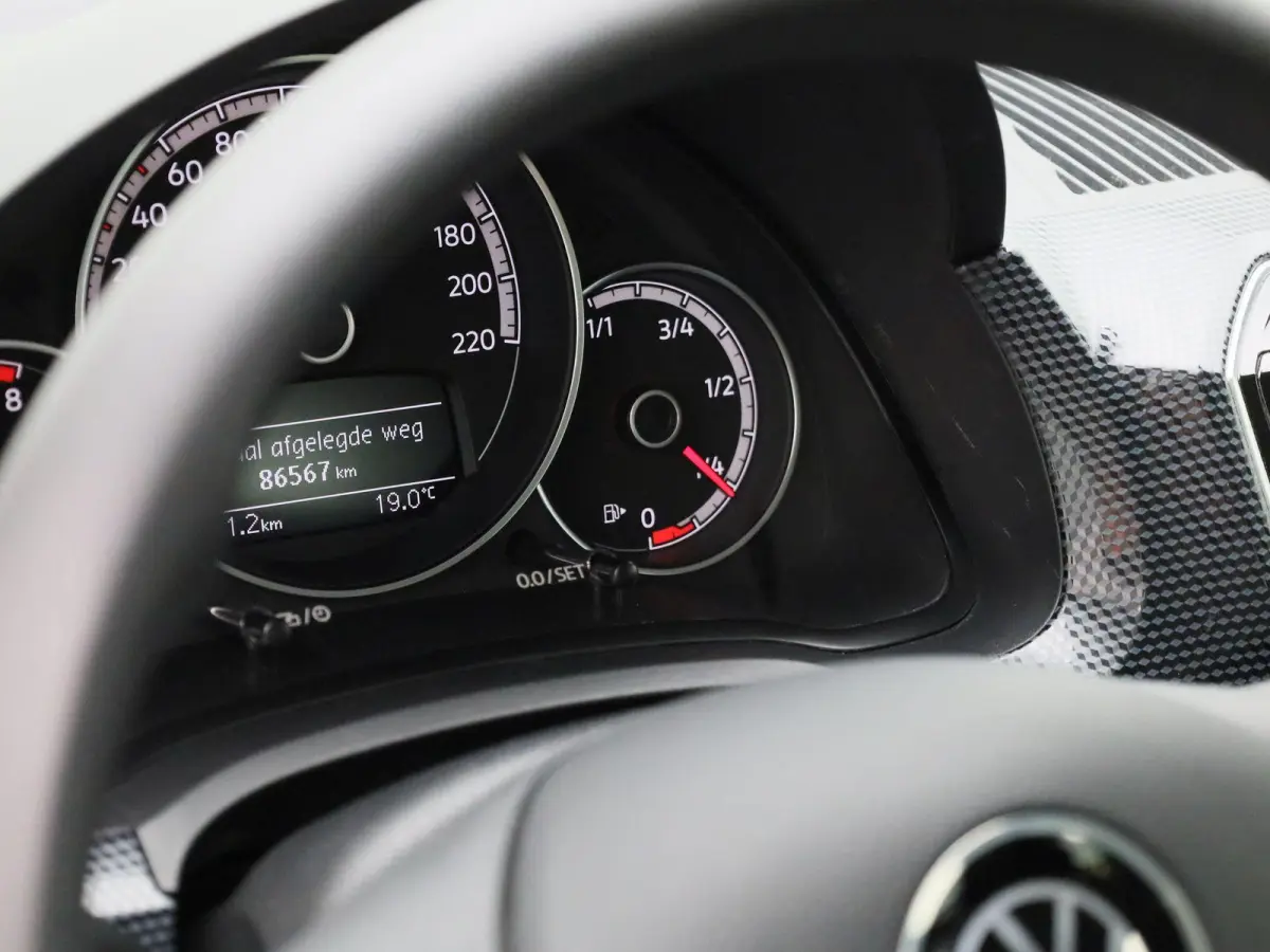Up! 1.0 65 PK| Origineel Nederlands | 1e Eigenaar | Airco | Bluetooth | Radio DAB+ | 5 Deurs