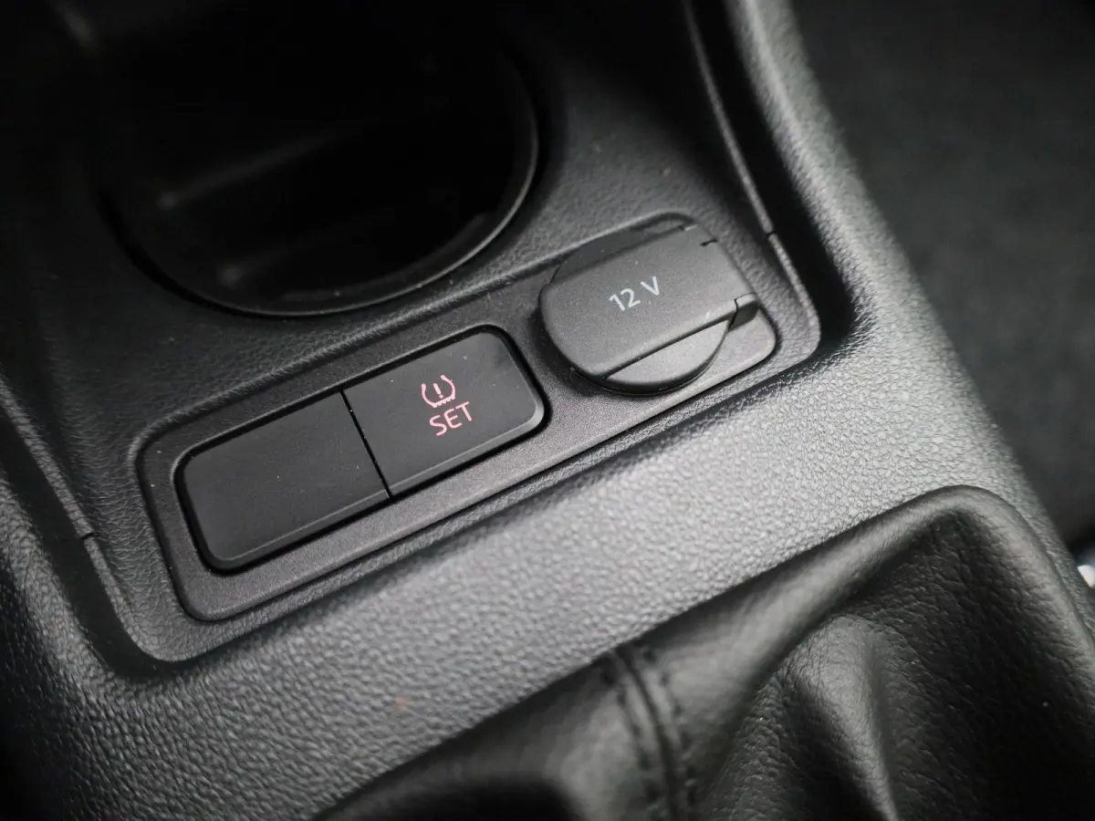Up! 1.0 65 PK| Origineel Nederlands | 1e Eigenaar | Airco | Bluetooth | Radio DAB+ | 5 Deurs