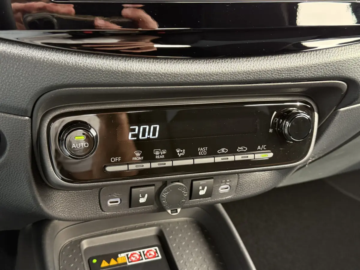 Hybrid 115 pulse | CarPlay | ACC | Camera | LED | DAB+