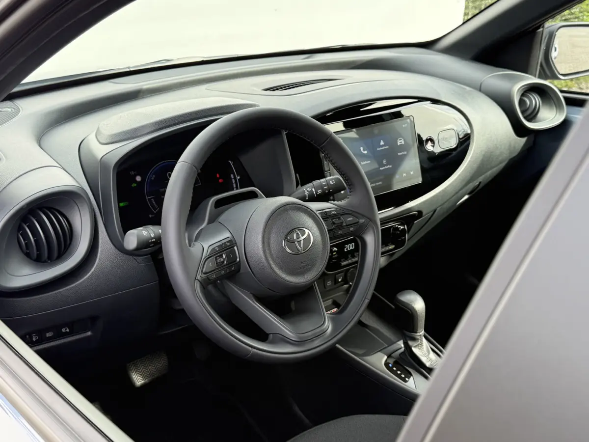 Hybrid 115 pulse | CarPlay | ACC | Camera | LED | DAB+