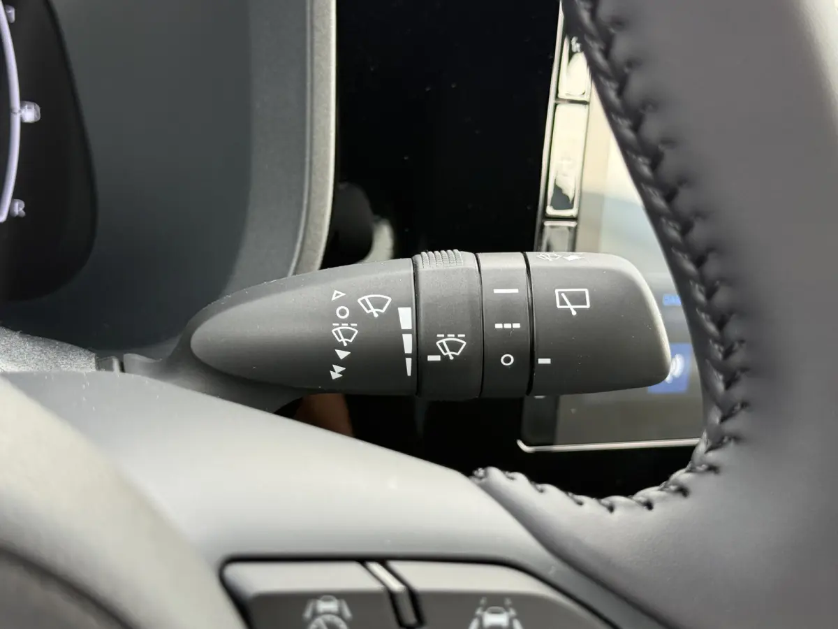 Hybrid 115 pulse | CarPlay | ACC | Camera | LED | DAB+
