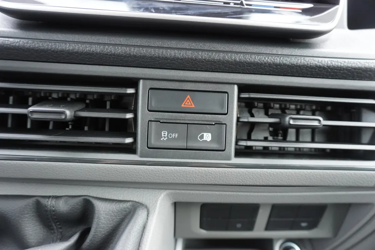 Facelift 163pk RWD L4H3/L3H2 Apple Carplay Camera Digitaal Dashboard Parkeersensoren 3-Zits