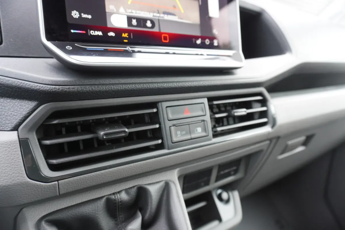 Facelift 163pk RWD L4H3/L3H2 Apple Carplay Camera Digitaal Dashboard Parkeersensoren 3-Zits