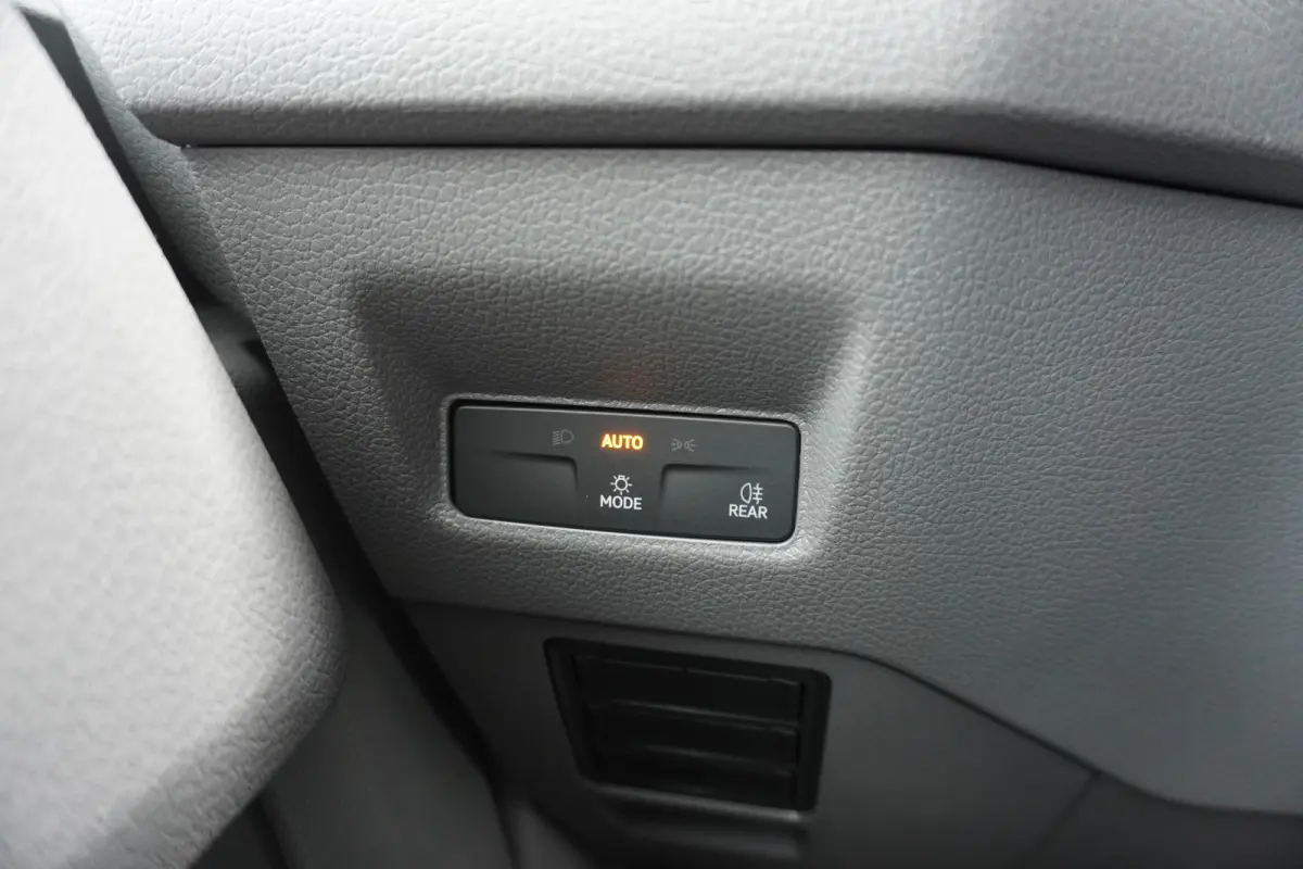 Facelift 163pk RWD L4H3/L3H2 Apple Carplay Camera Digitaal Dashboard Parkeersensoren 3-Zits