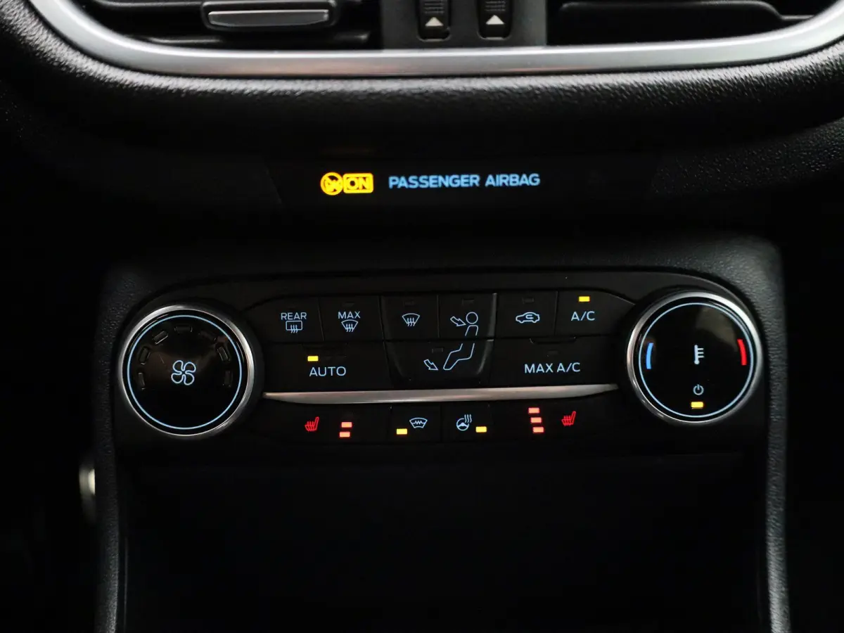 1.0 EcoBoost ST-Line X | Navigatie | Winter Pack | Apple Carplay |