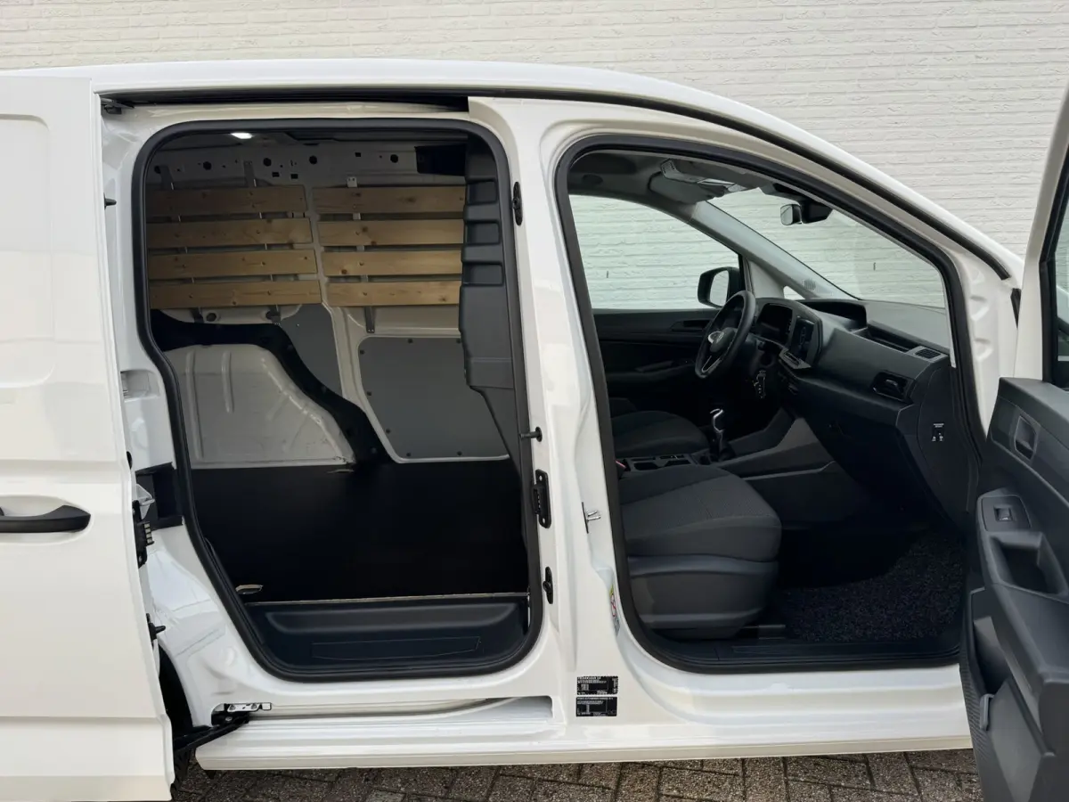 2.0 TDI Trend Airco Cruise Pdc Lat om Lat + houten laadvloer