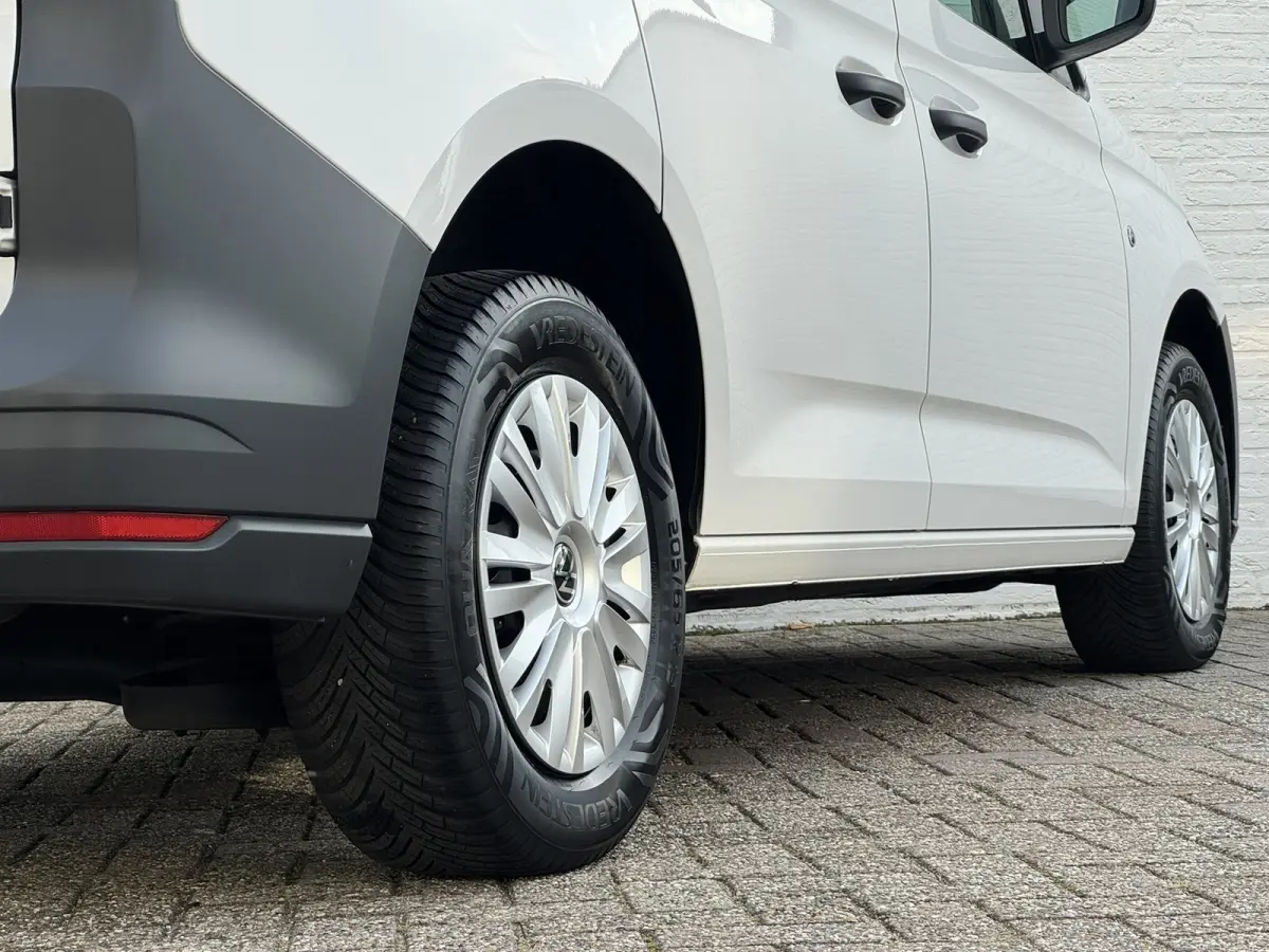 2.0 TDI Trend Airco Cruise Pdc Lat om Lat + houten laadvloer
