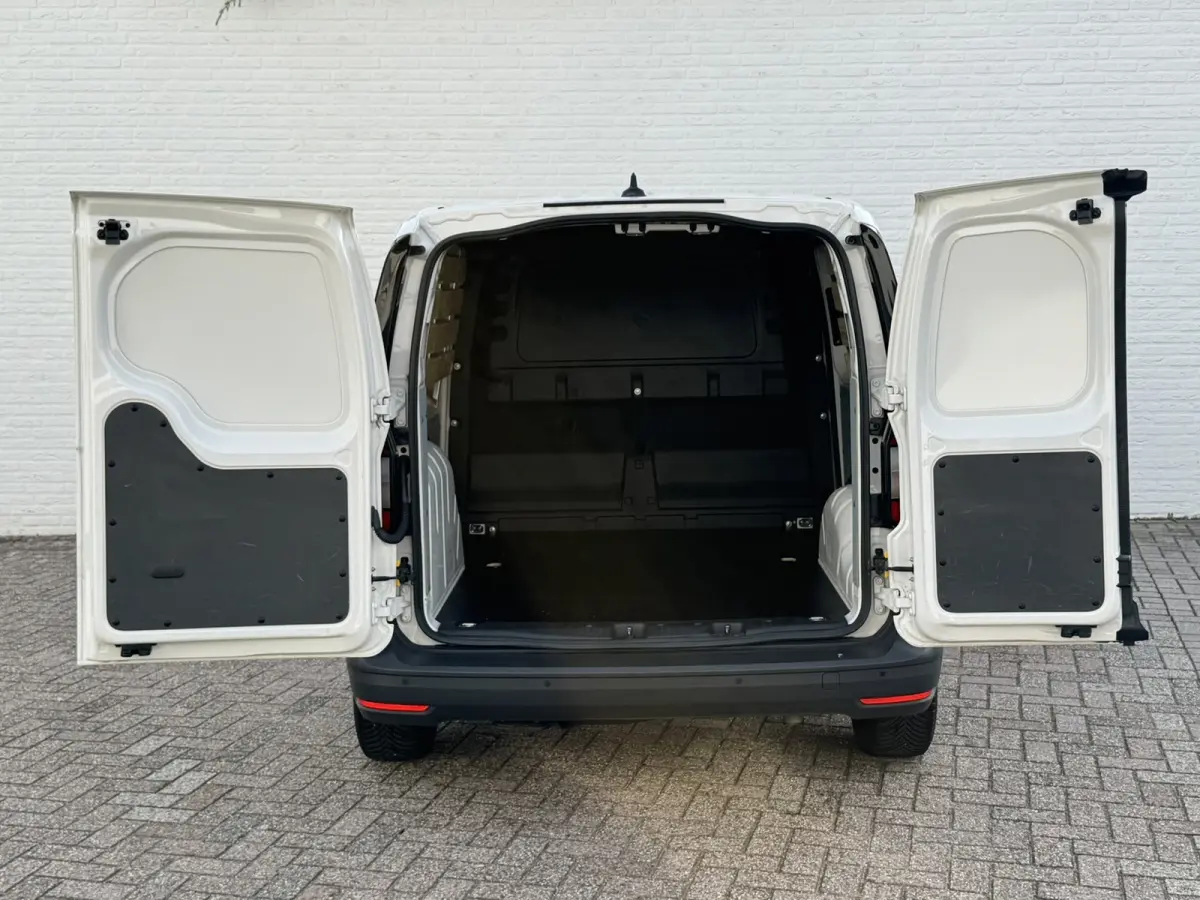 2.0 TDI Trend Airco Cruise Pdc Lat om Lat + houten laadvloer