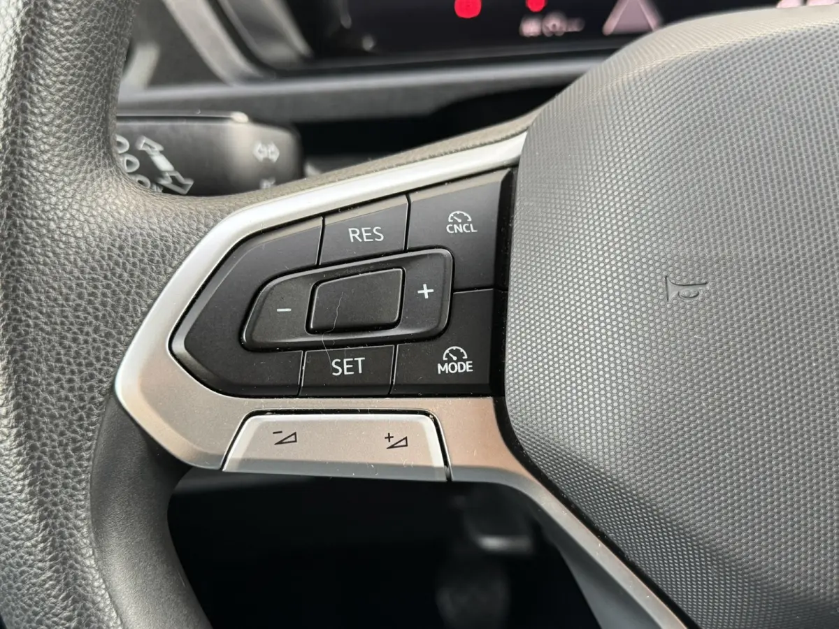 2.0 TDI Trend Airco Cruise Pdc Lat om Lat + houten laadvloer