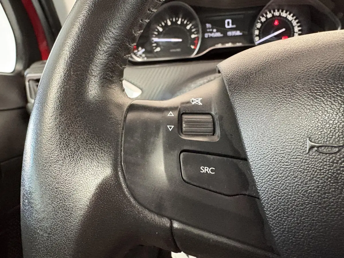 1.2 PureTech Signature | Navigatie | Airco | Parkeersensoren |