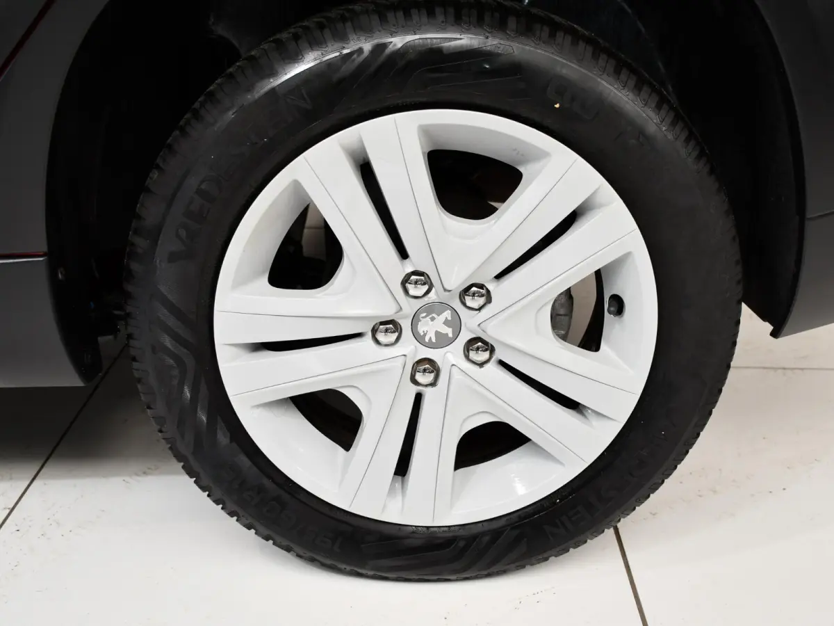 1.2 PureTech Signature | Navigatie | Airco | Parkeersensoren |